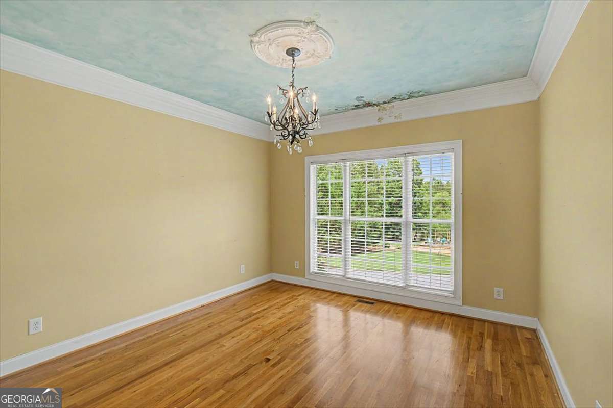 6 Stonebrook Drive SW