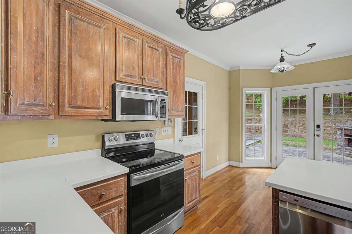 6 Stonebrook Drive SW