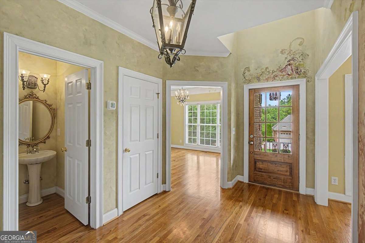 6 Stonebrook Drive SW