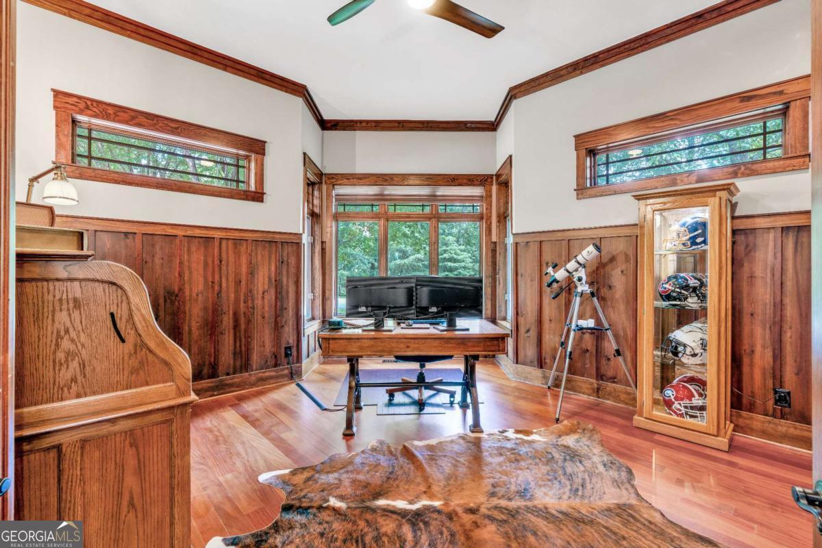 52 Waterside Drive SE
