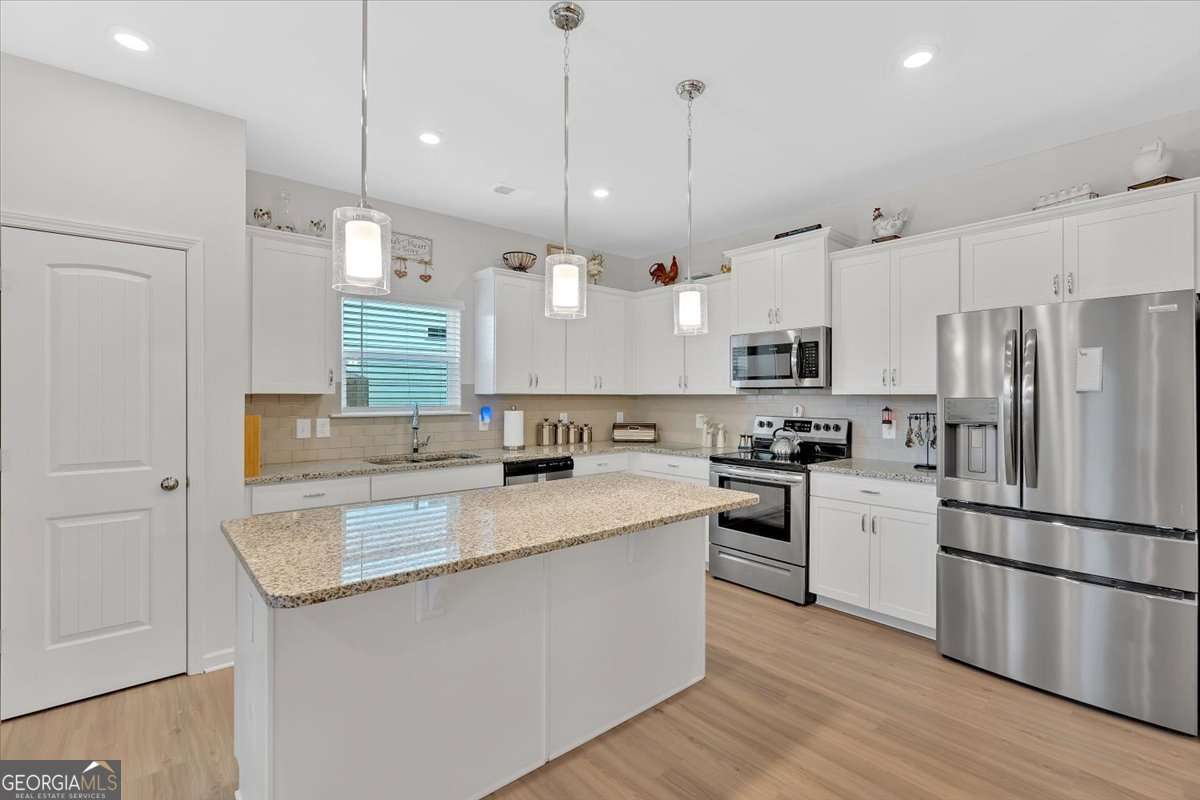 3 Maycroft Court