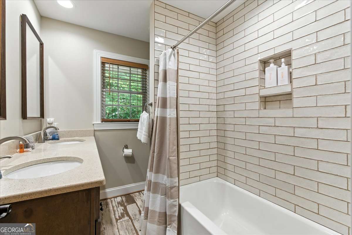 11 Brow Road SW