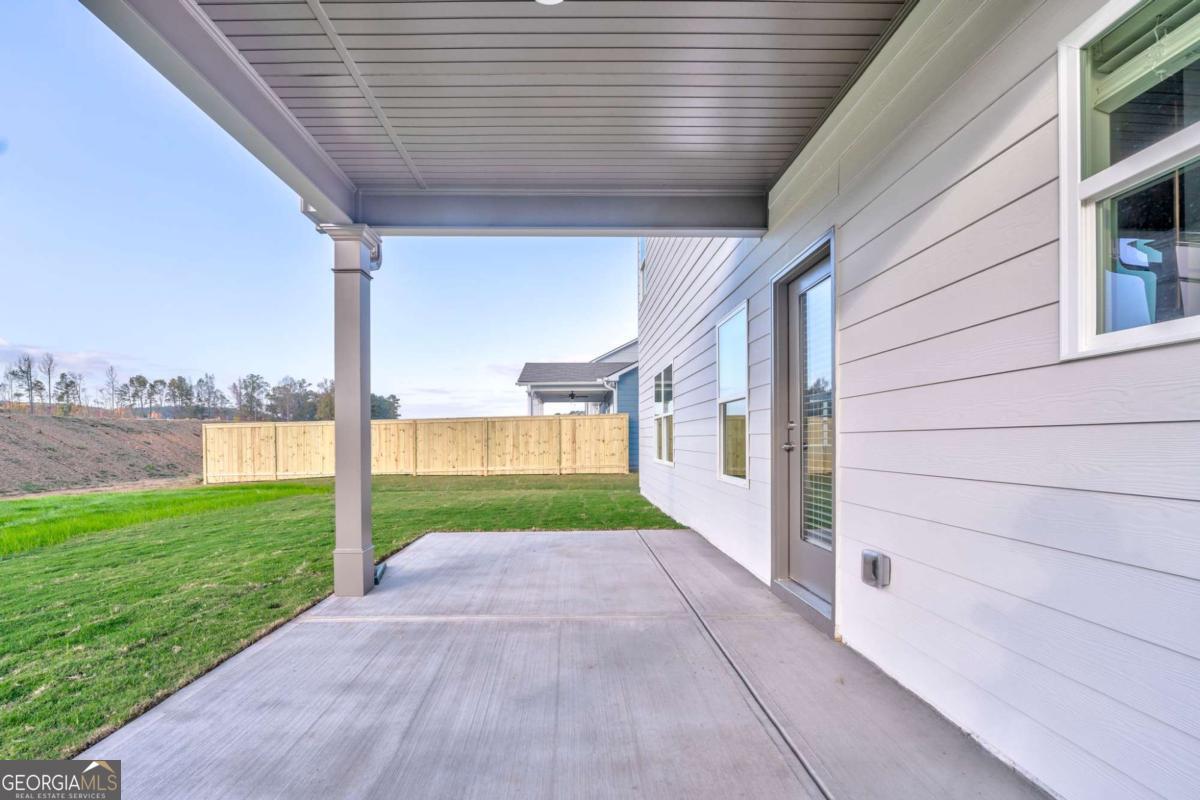 15 Bennett Way