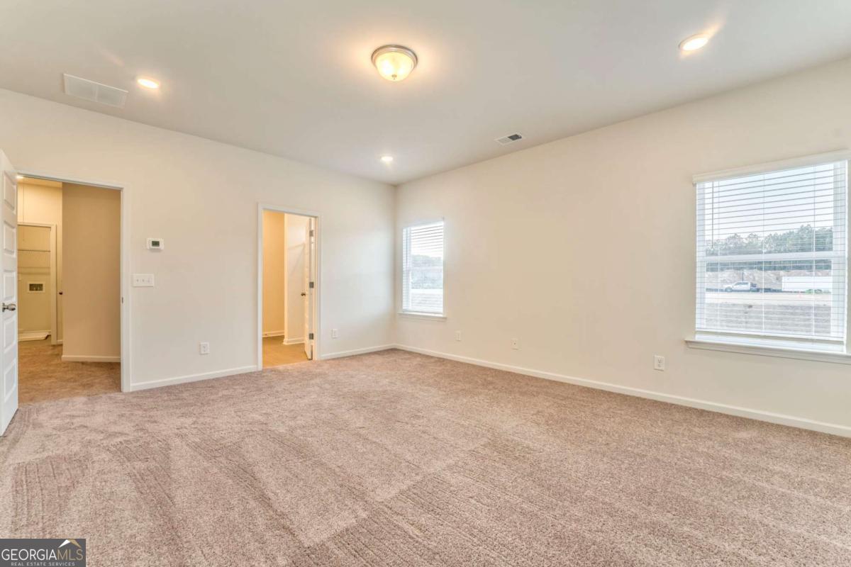 15 Bennett Way