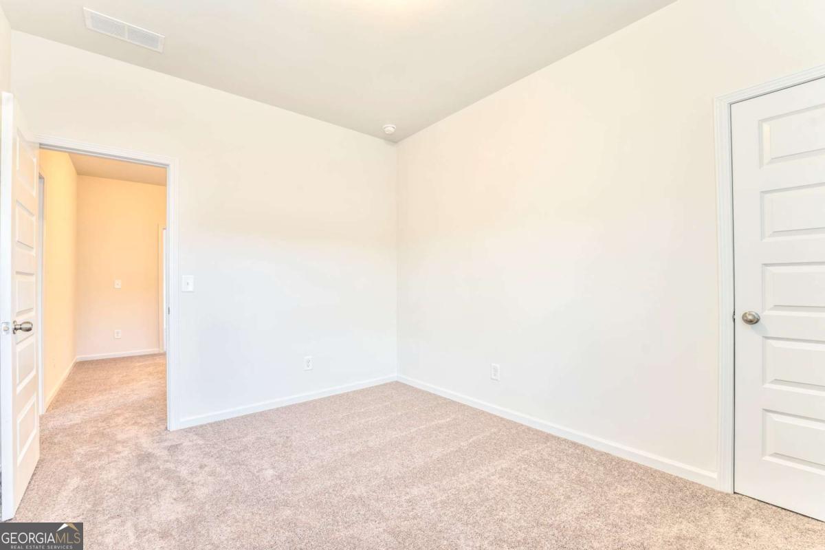 15 Bennett Way