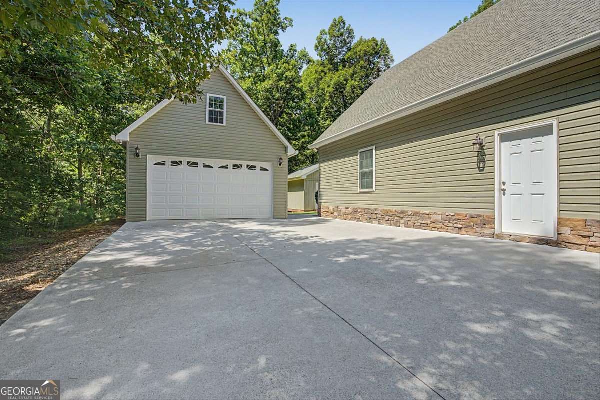 1141 Buttermilk Road SW