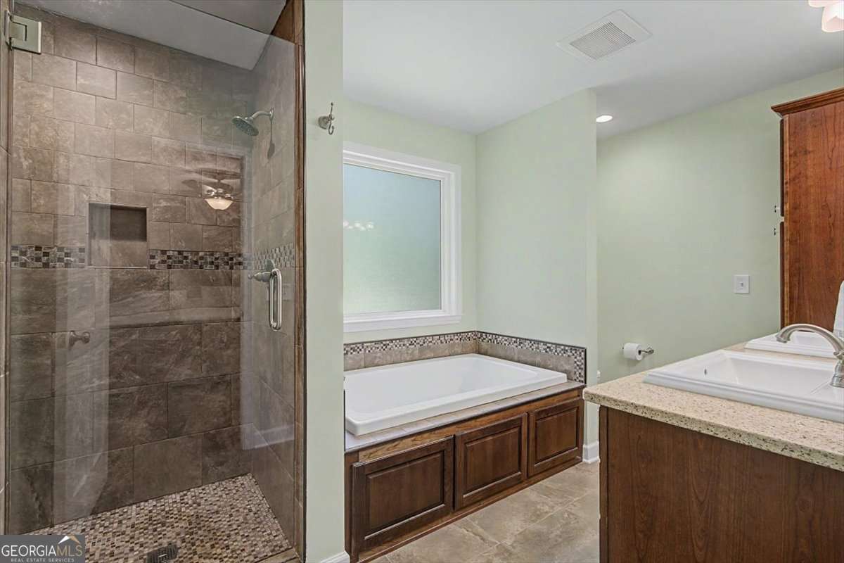 1141 Buttermilk Road SW