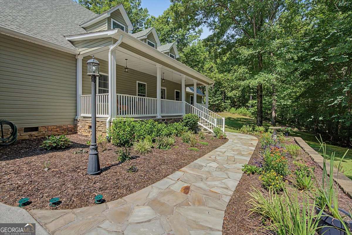 1141 Buttermilk Road SW