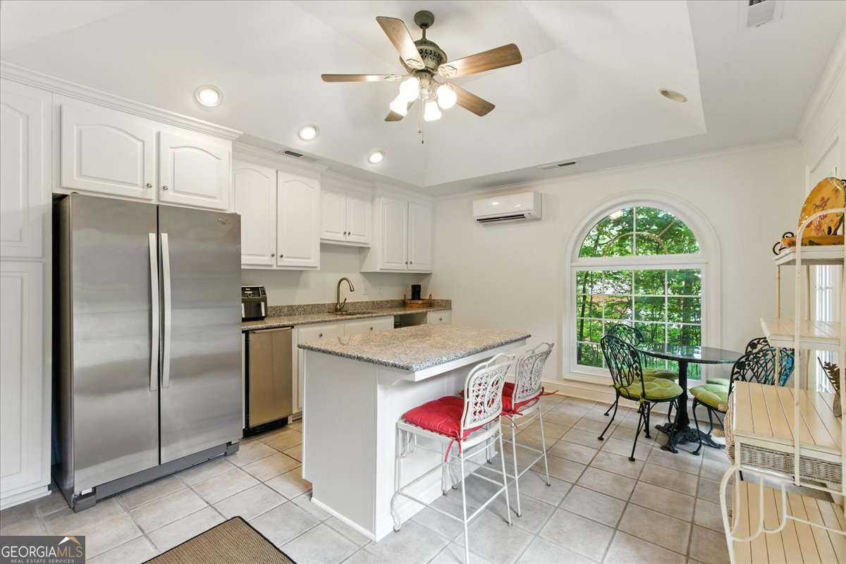 8 Saddle Trail SE
