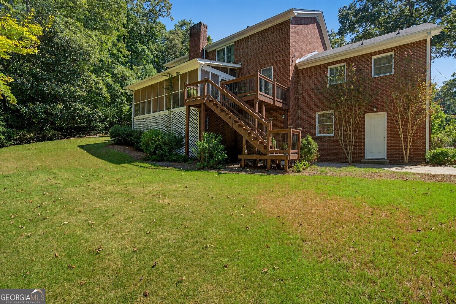 36 Saddle Mountain Road SE