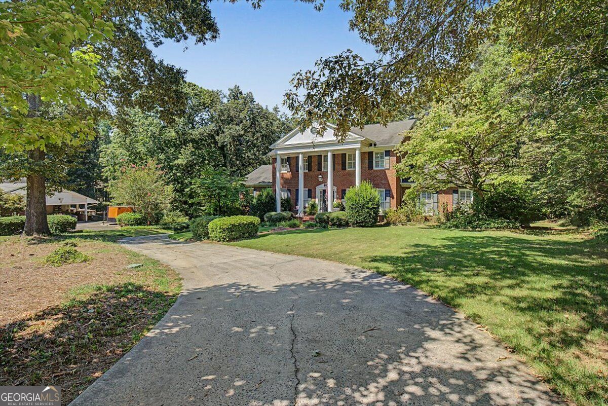 36 Saddle Mountain Road SE