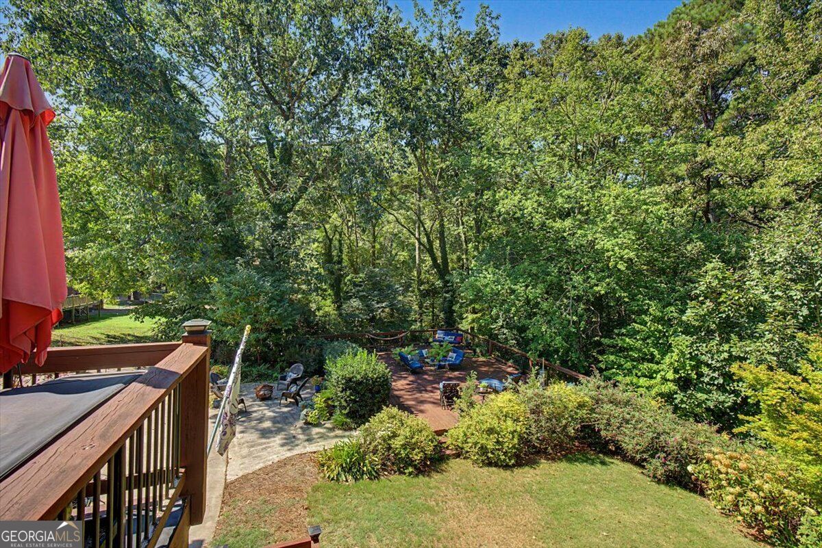 36 Saddle Mountain Road SE