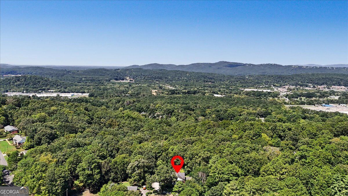 36 Saddle Mountain Road SE