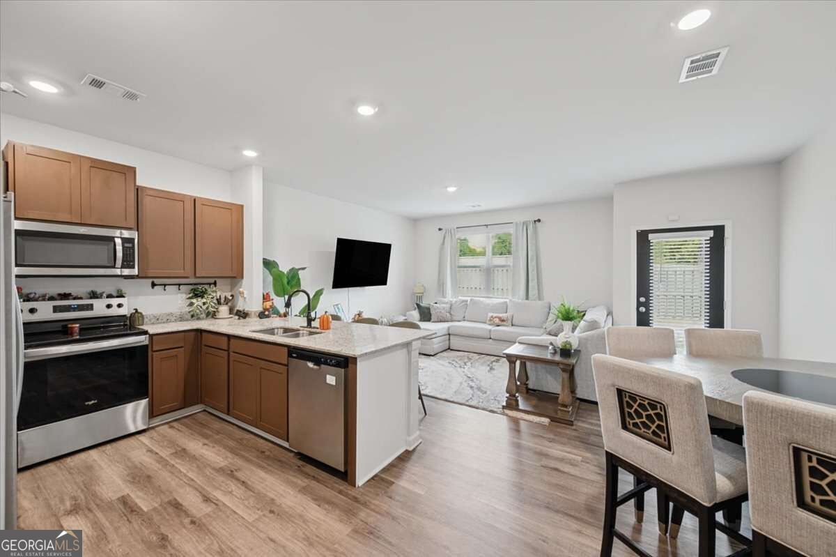 1005 N 2nd Avenue NW # 6