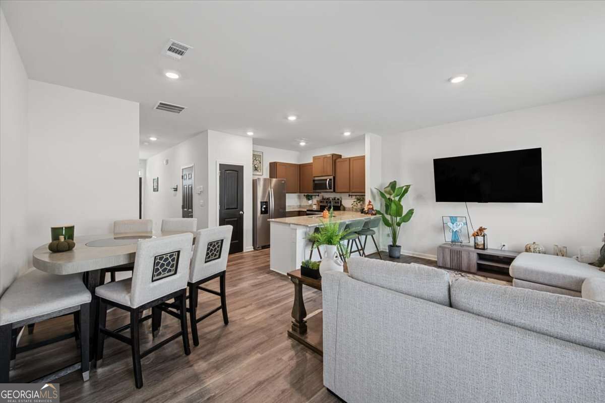 1005 N 2nd Avenue NW # 6