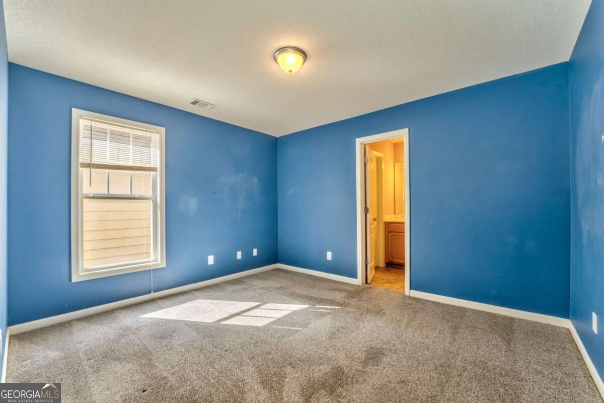 24 Courtyard Lane