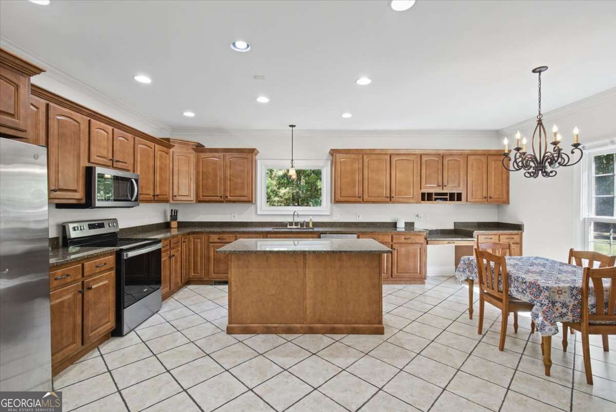 245 Broadus Road NE