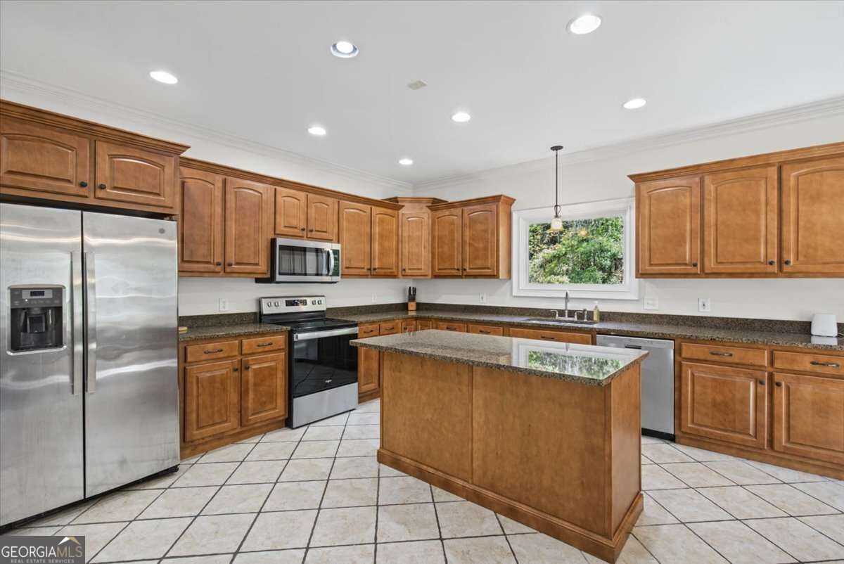 245 Broadus Road NE