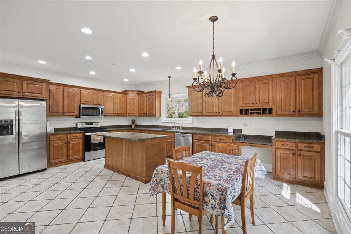 245 Broadus Road NE