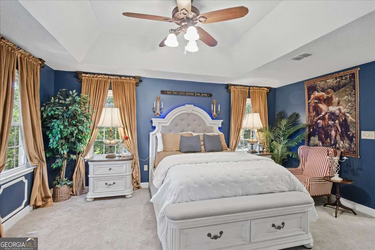 17 N Pheasant Run SE