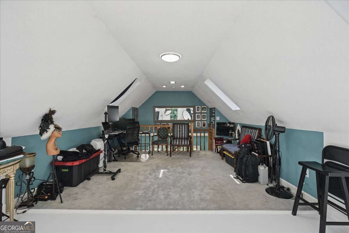 17 N Pheasant Run SE