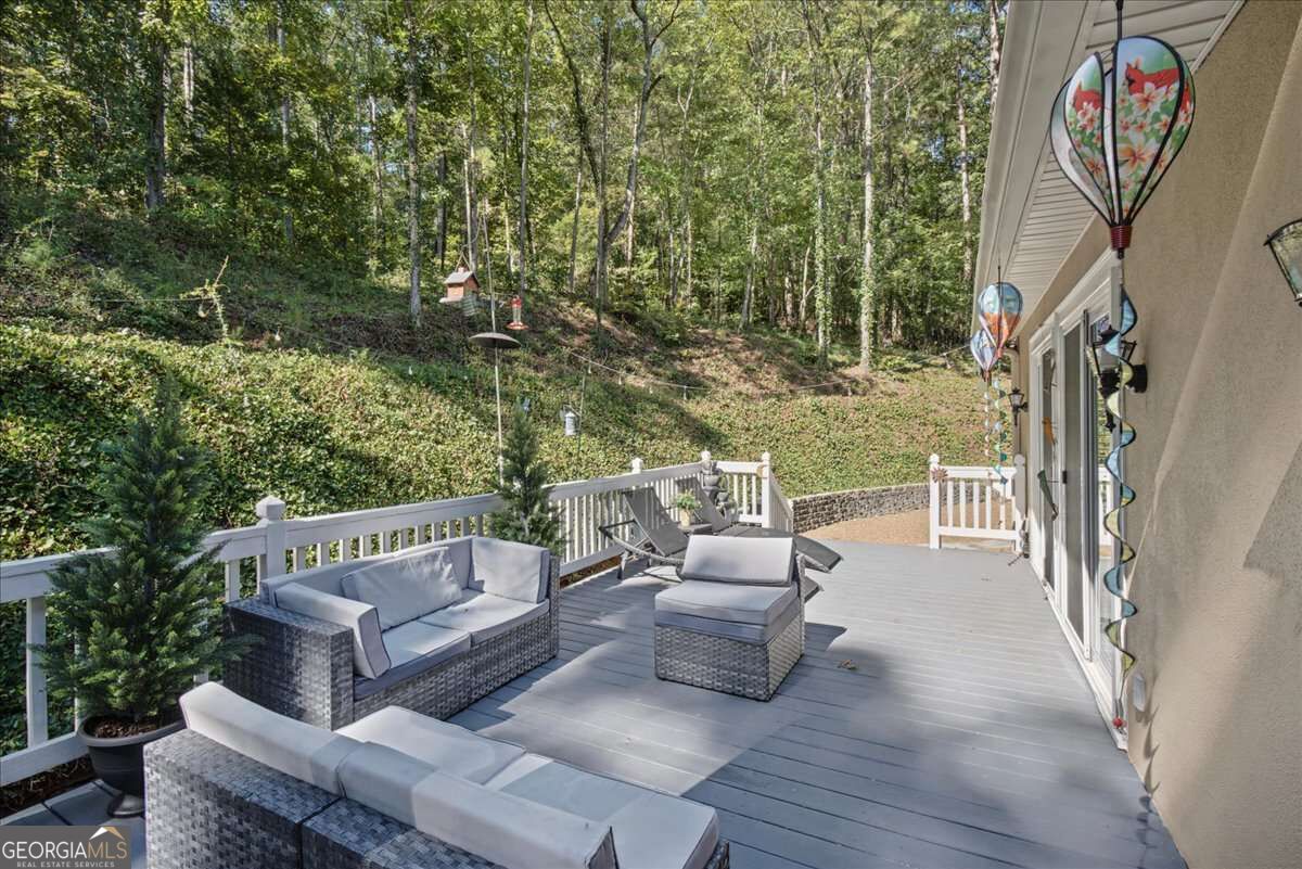17 N Pheasant Run SE