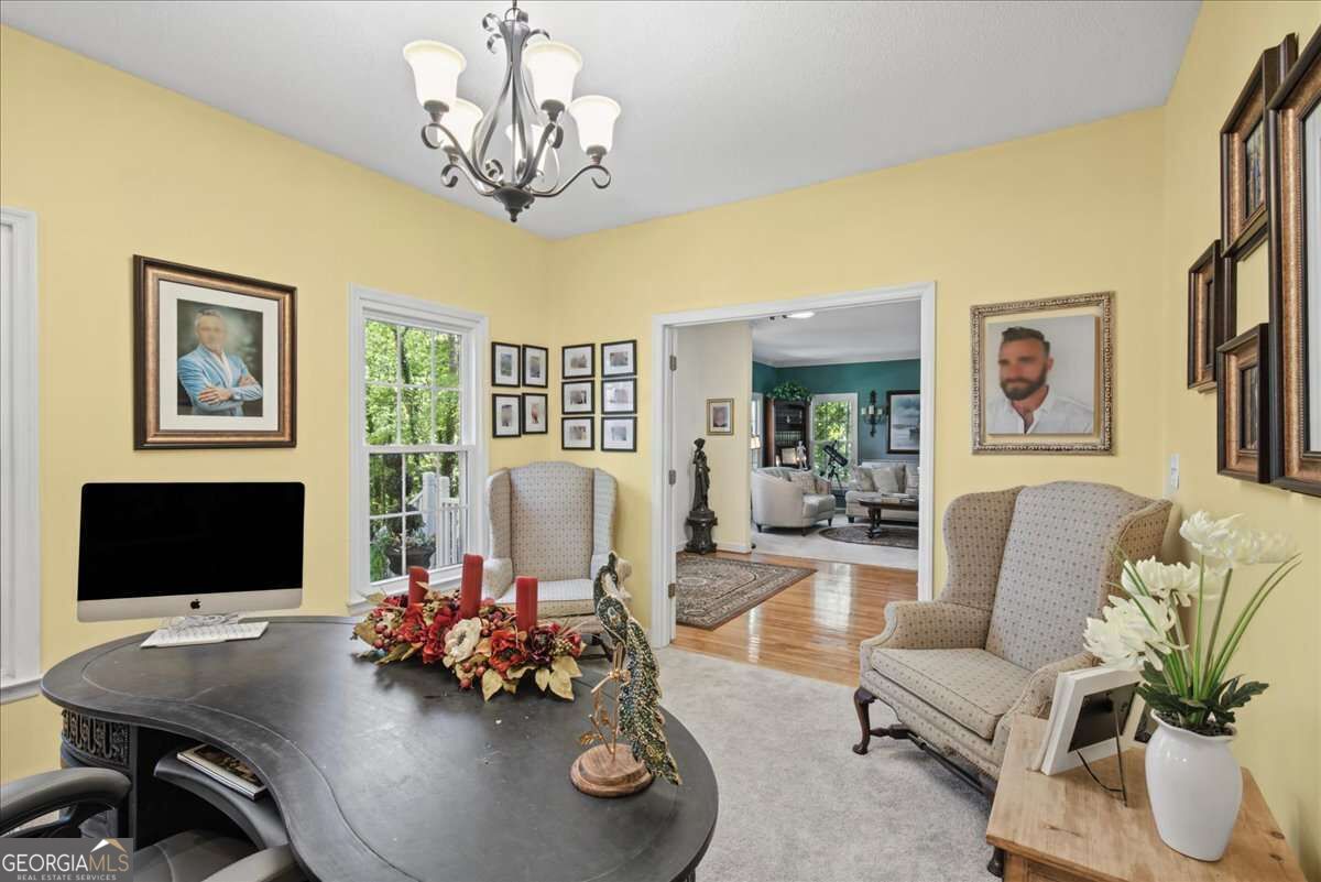 17 N Pheasant Run SE