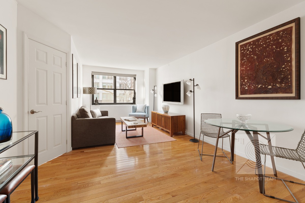 200 E 24th Street 205