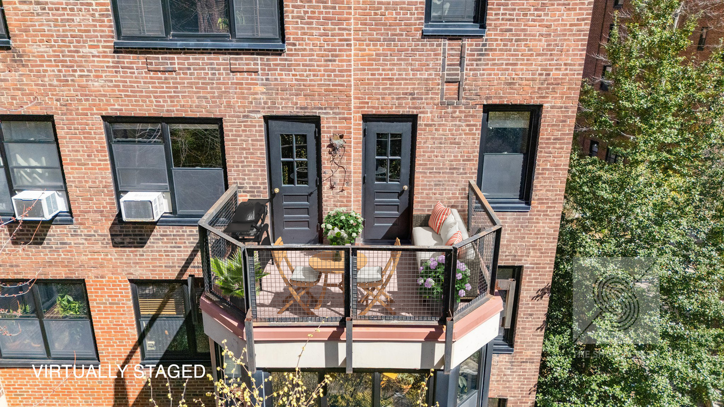70-72 Park Terrace W E48