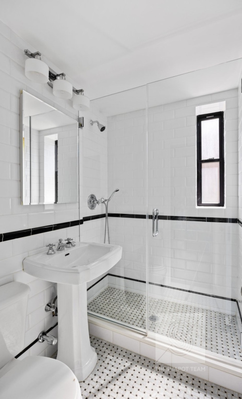 70-72 Park Terrace W E48