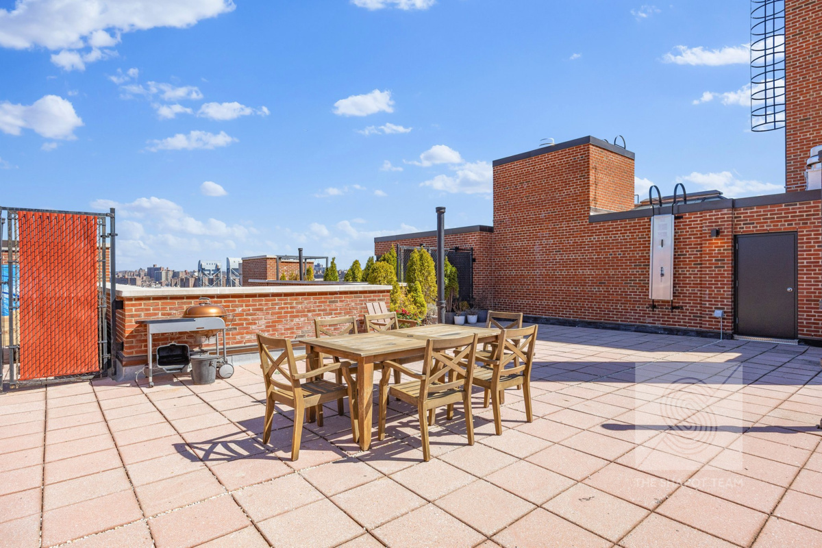 70-72 Park Terrace W E48