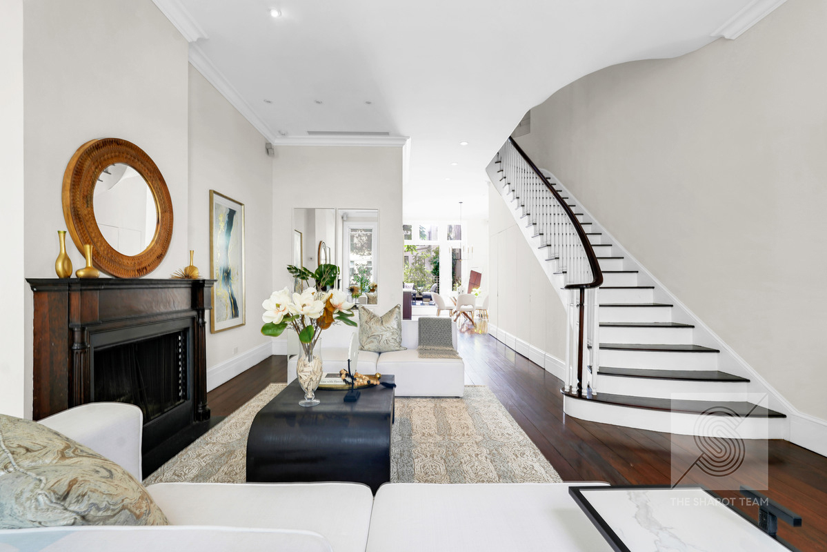 226 E 79th Street n/a