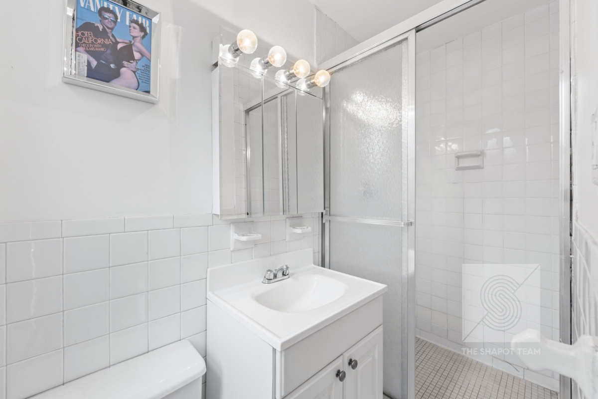 201 E 36th Street 19B
