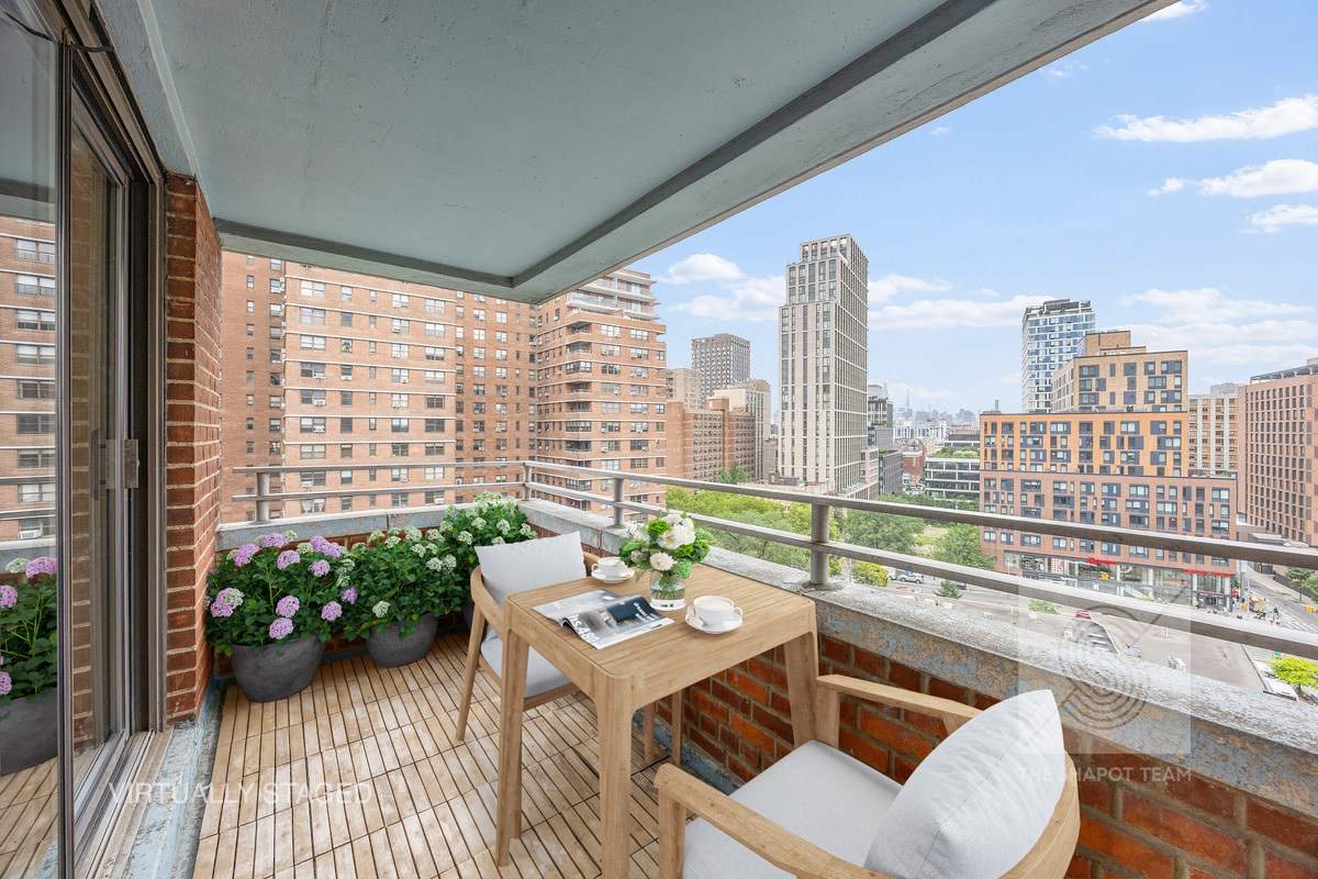 210 E Broadway G-1203