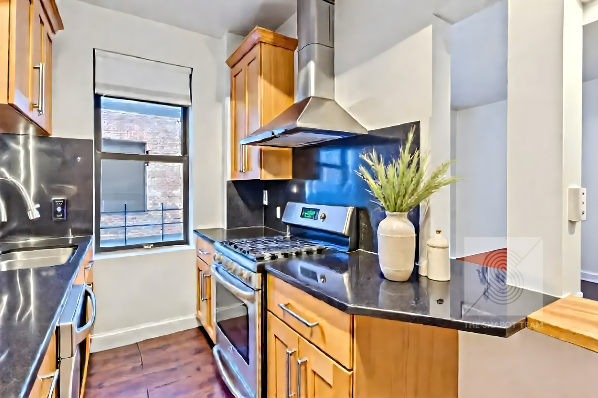 807 Riverside Drive 3A