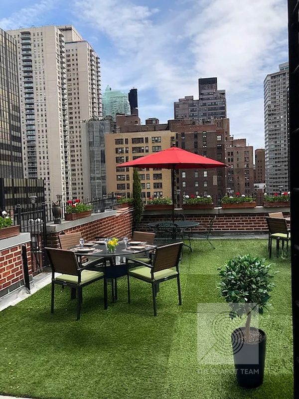 321 E 54th Street 5F