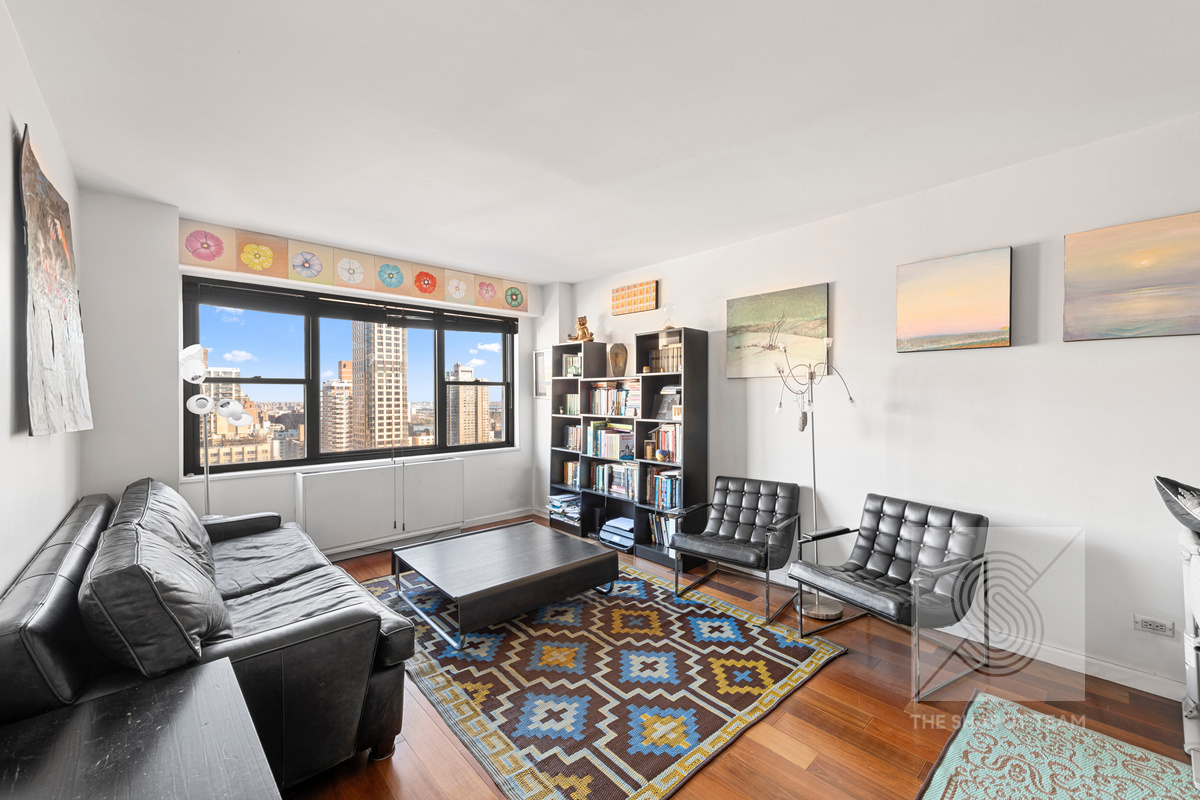 345 E 80th Street 30K