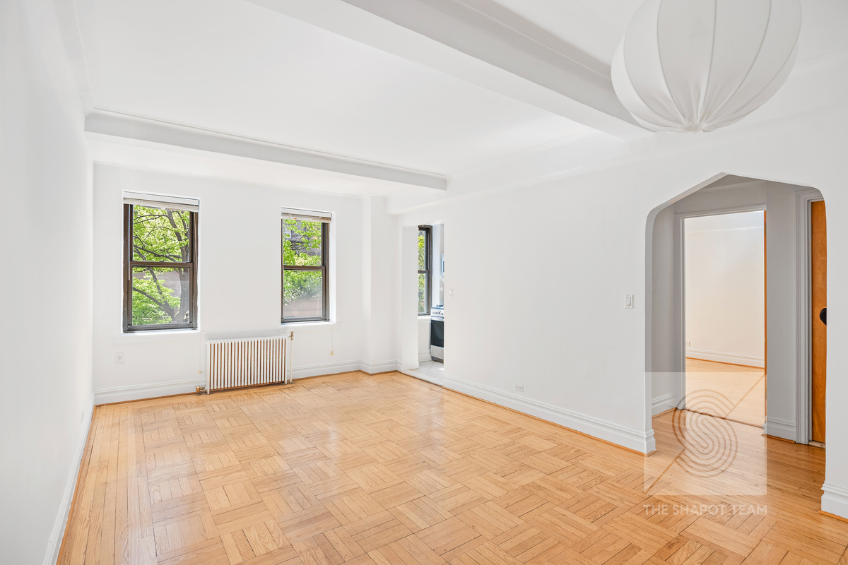 230 Riverside Drive 2E