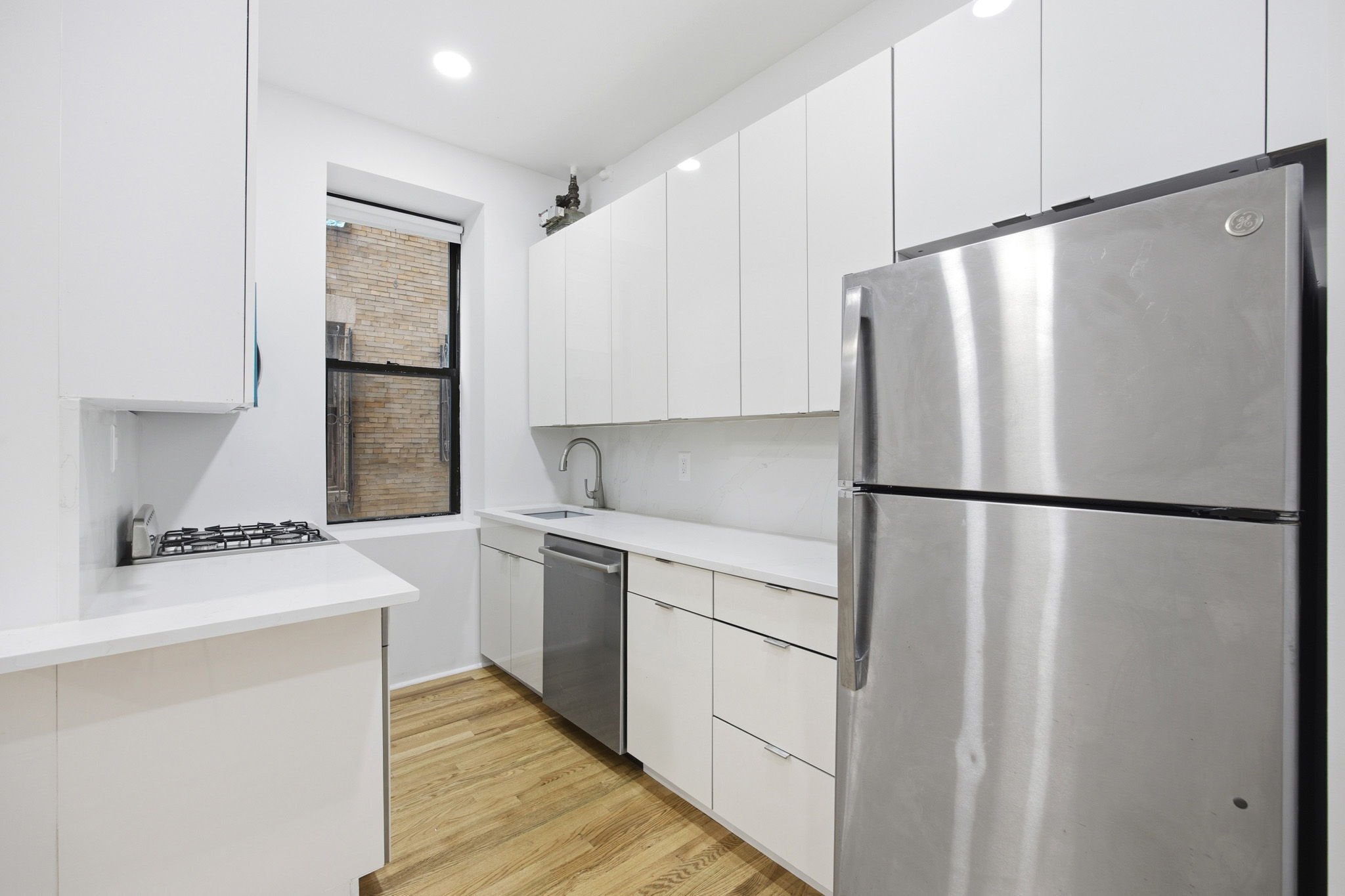 4260 Broadway 104