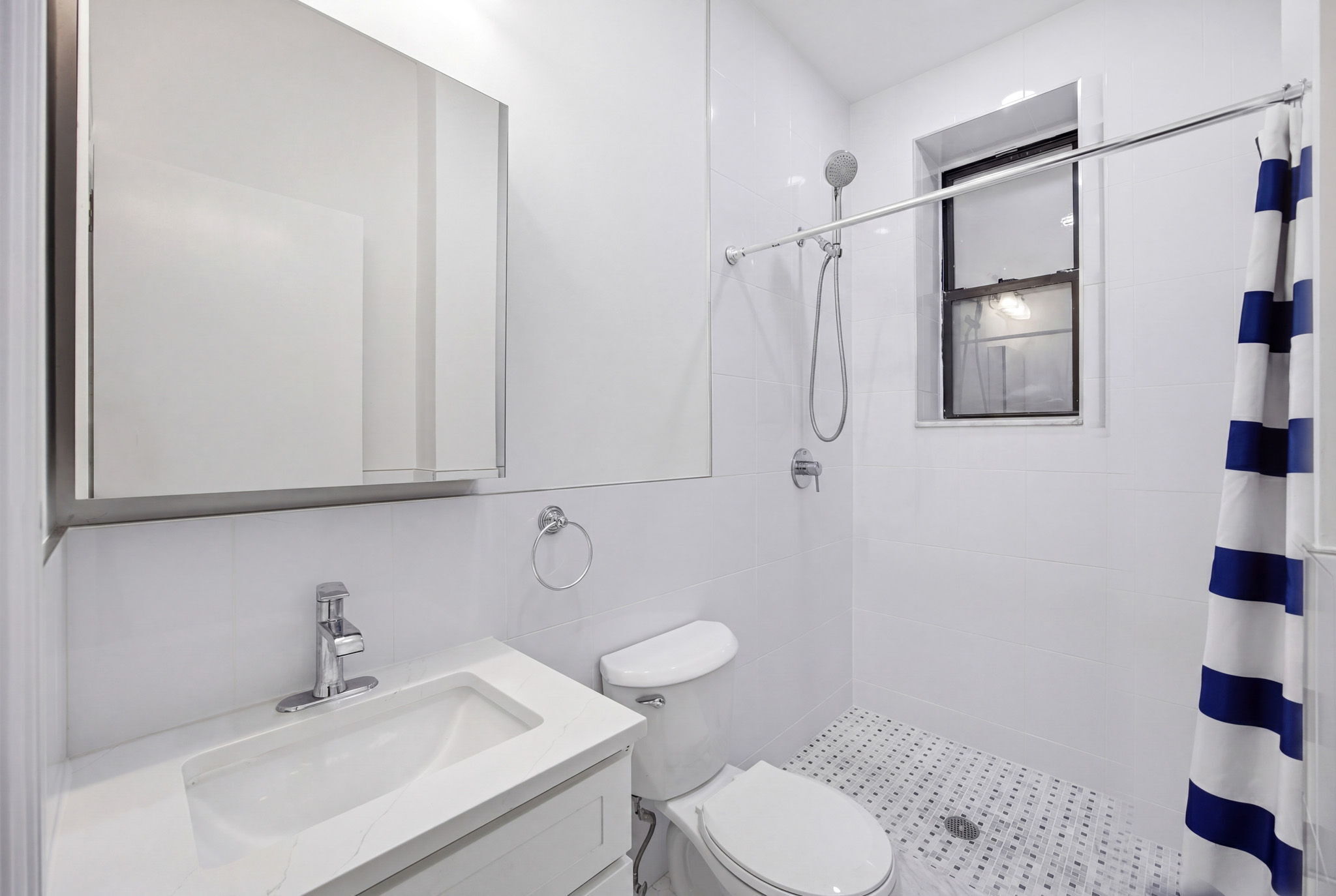 4260 Broadway 104