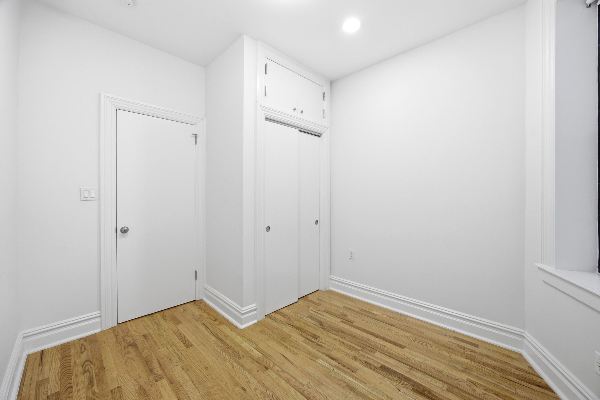 4260 Broadway 104