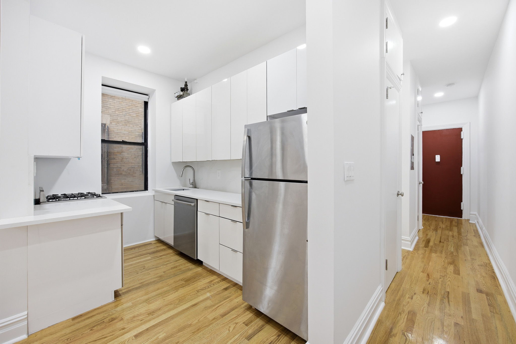 4260 Broadway 104