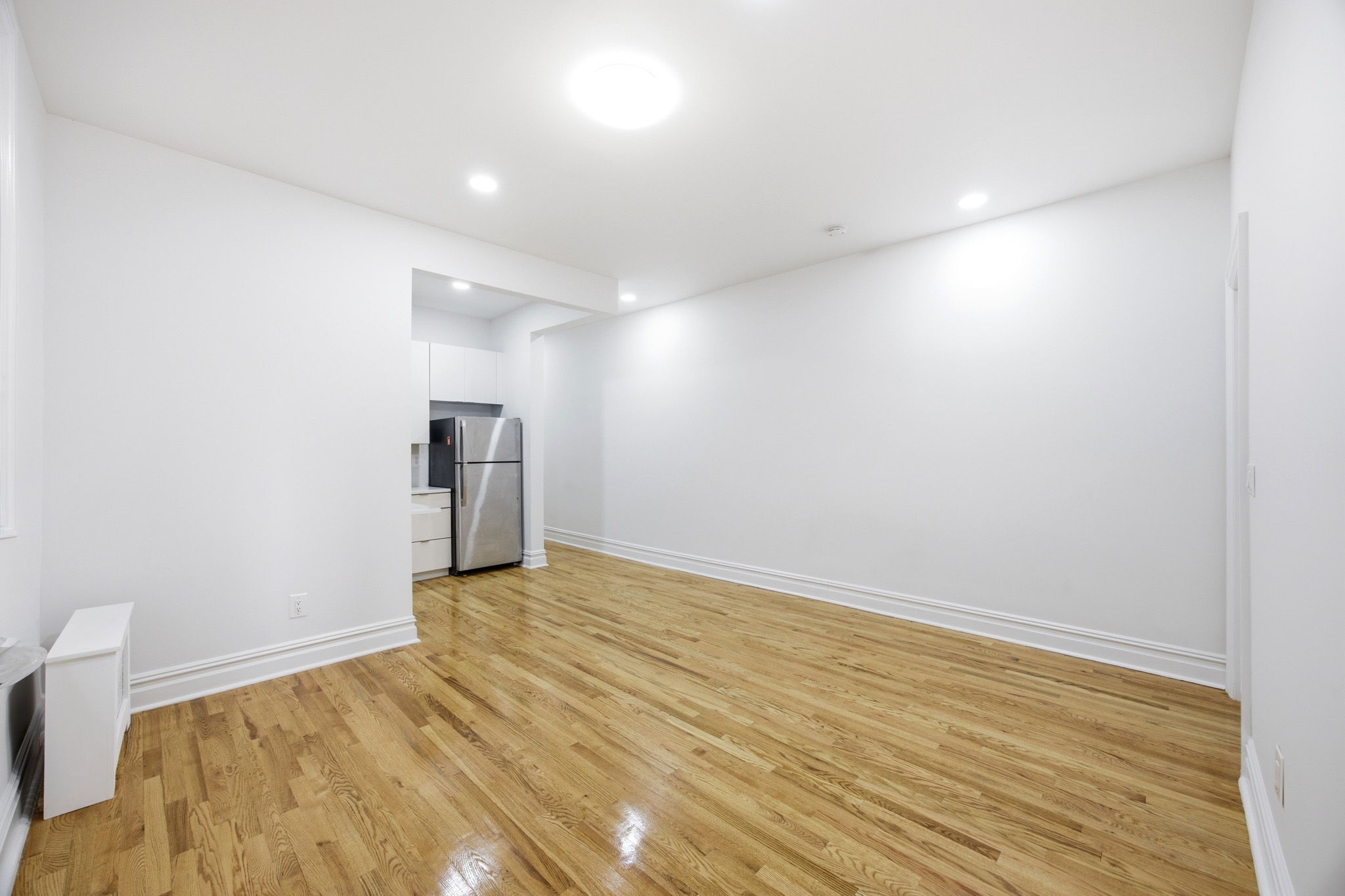4260 Broadway 104