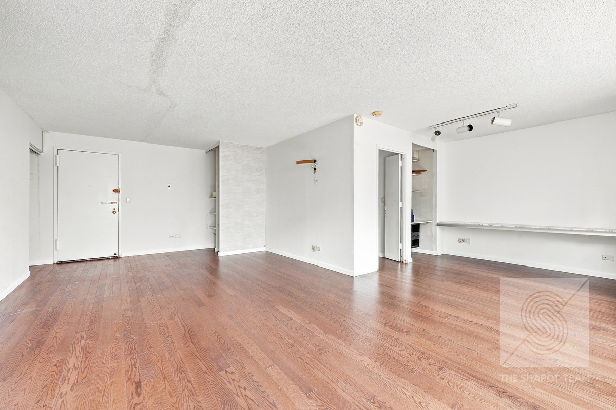 1065 Park Avenue 9D