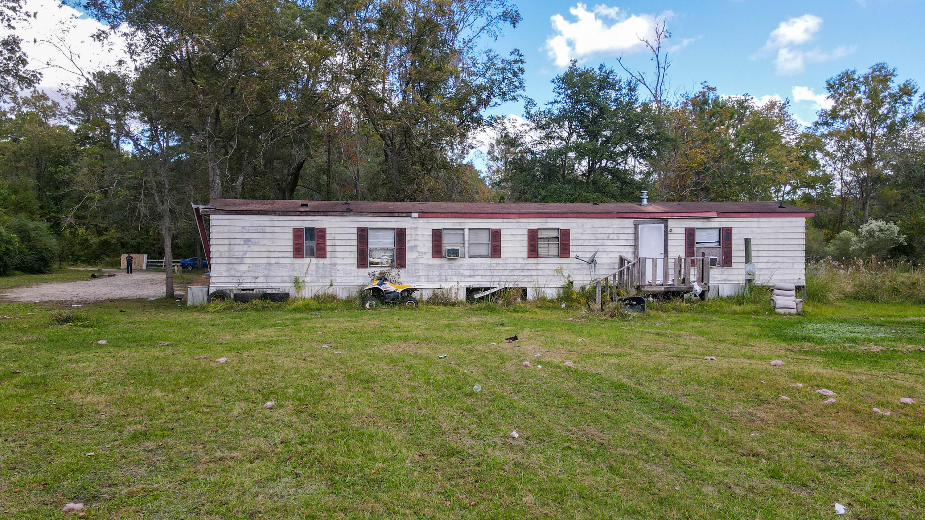 155 Goldenrod Lane