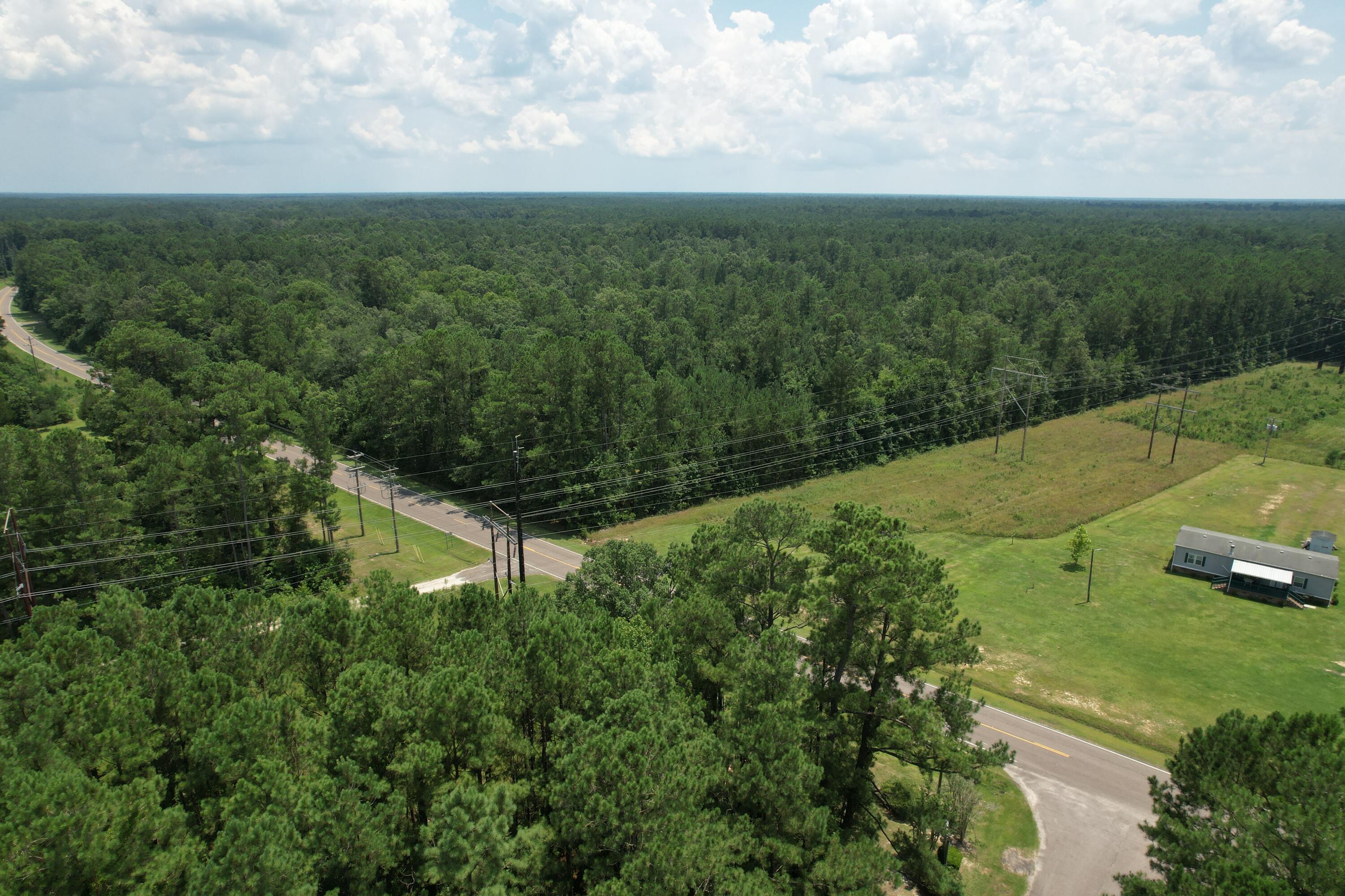 000 French Santee Road
