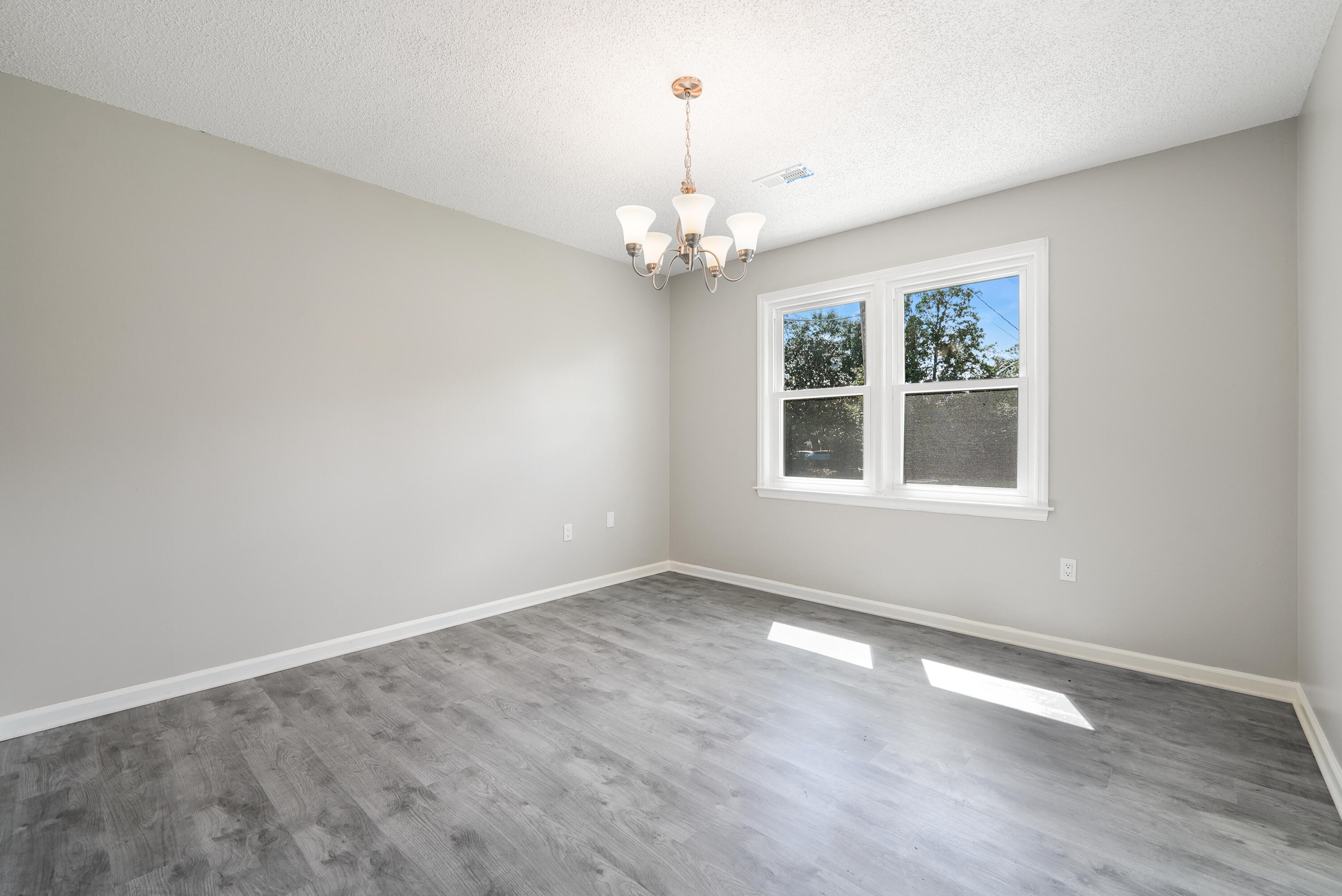 7644 Peggy Drive