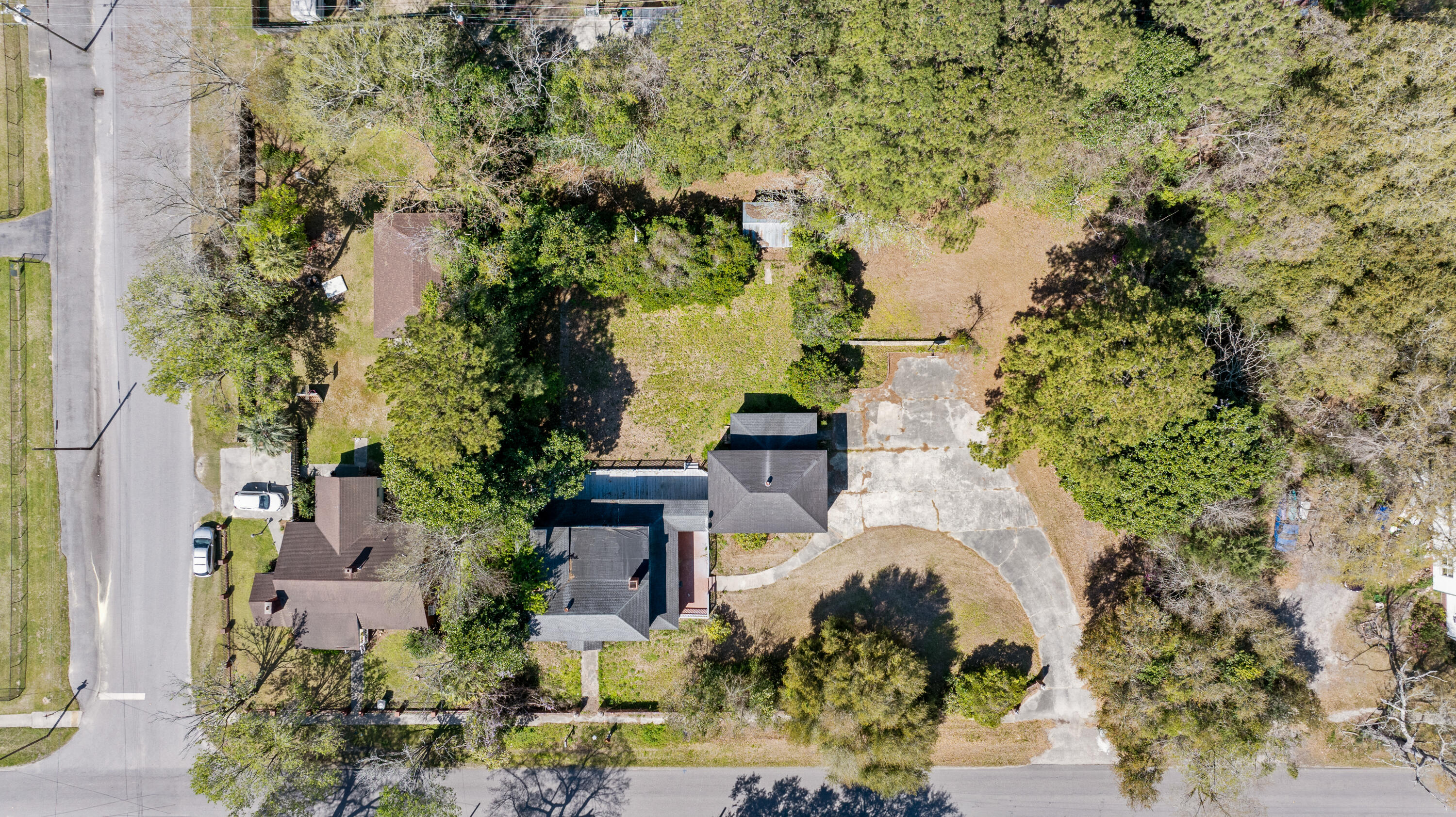103 N Magnolia Avenue