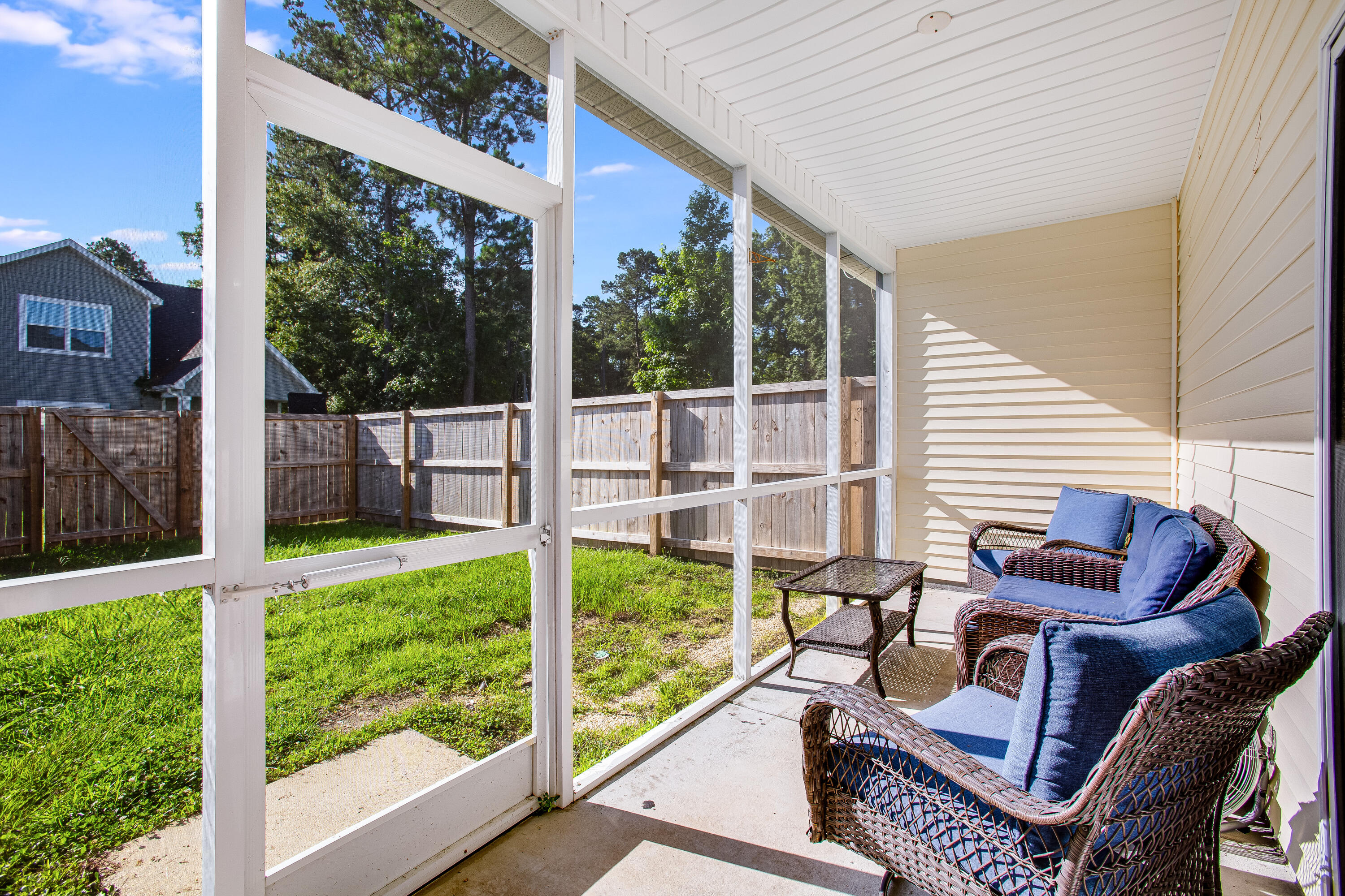 282 Swallowtail Lane