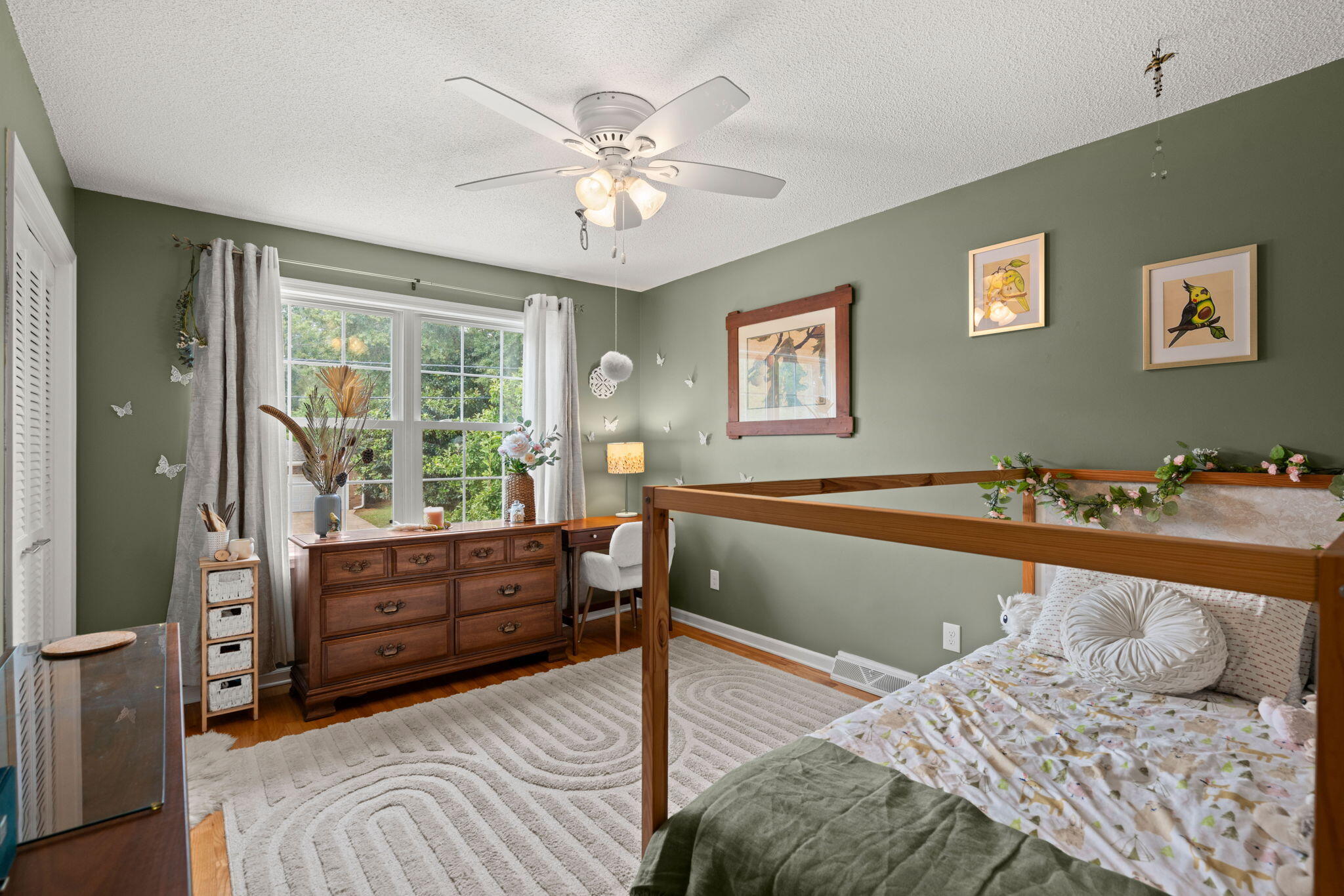 48 Heathwood Drive